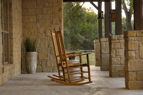 447 Miss Donna LN, Dripping Springs, TX 78620