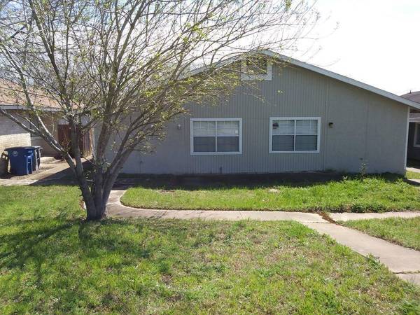 6711 Sandshof DR, Austin, TX 78724