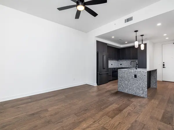 84 East Ave #3102, Austin, TX 78701
