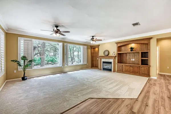 156 Great Frontier Drive, Georgetown, TX 78633