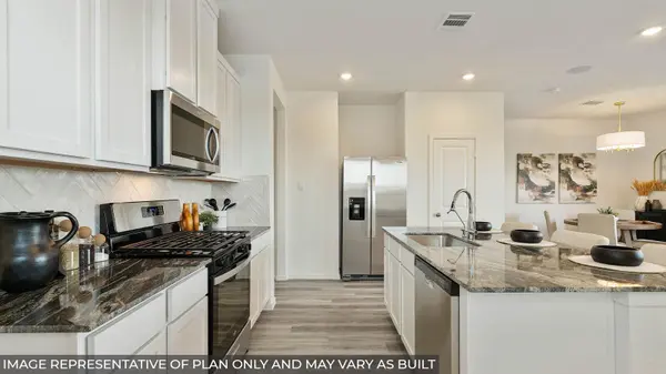 376 Old Stagecoach RD, Jarrell, TX 76537