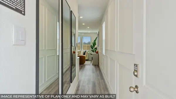 376 Old Stagecoach RD, Jarrell, TX 76537