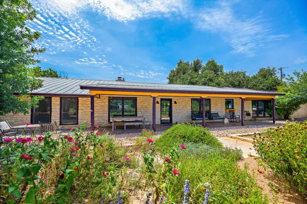 501 Liberty DR, Liberty Hill, TX 78642