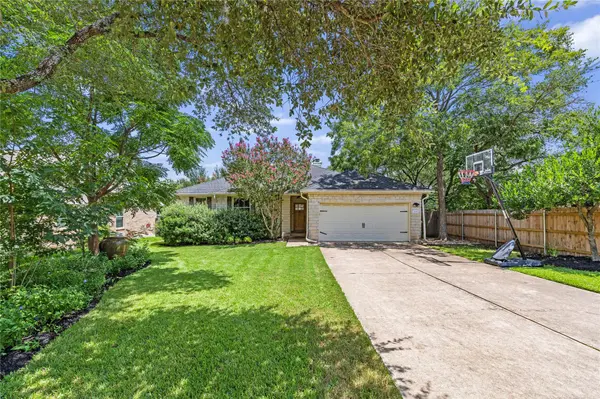 9131 Edwardson LN, Austin, TX 78749