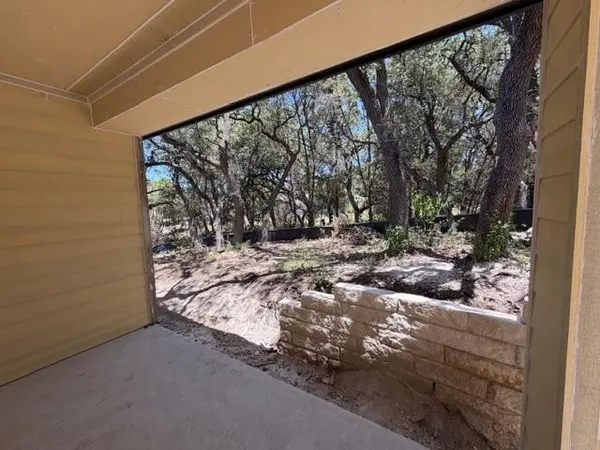 2807 American DR, Lago Vista, TX 78645