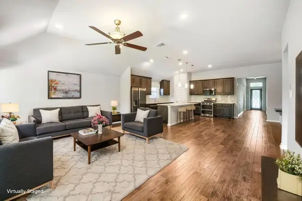 2204 Bonavista WAY, Leander, TX 78641
