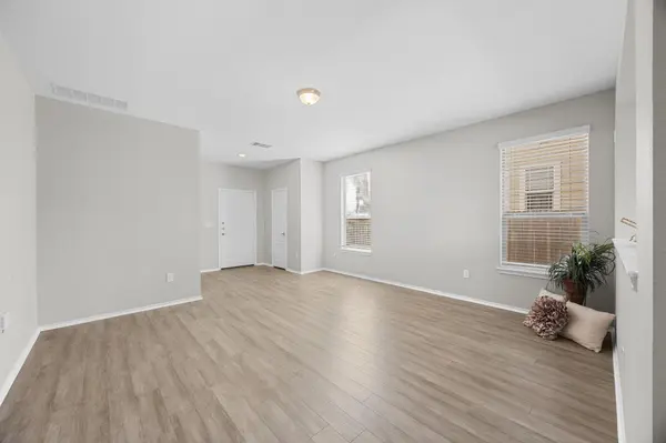 6312 Wagon Spring ST, Del Valle, TX 78617