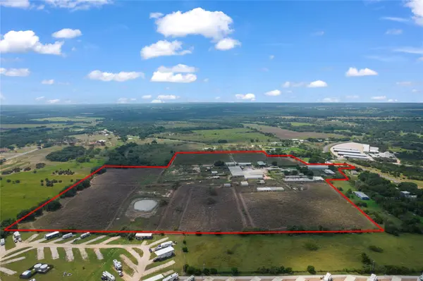 1805 S Fm 1174, Bertram, TX 78605