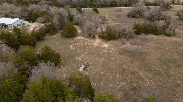 145 Eely RD, Mcdade, TX 78650