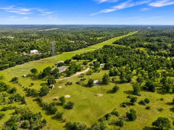 268 Privada DR, Del Valle, TX 78617