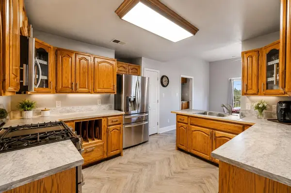 268 Privada DR, Del Valle, TX 78617