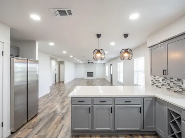 375 Brown RD, Mcdade, TX 78650