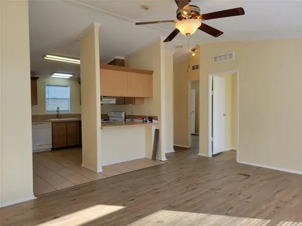 101 Heather CV, Hutto, TX 78634