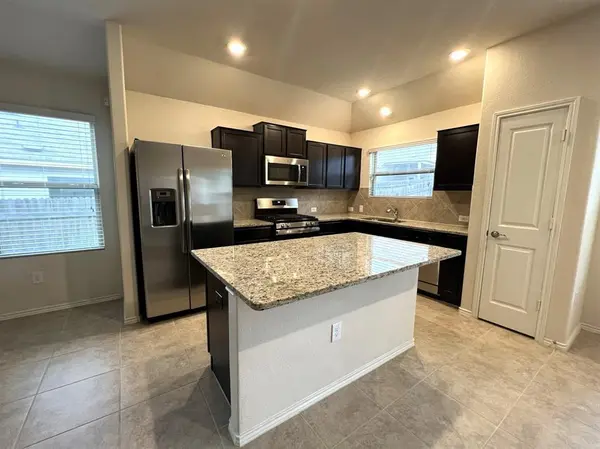 5808 Eden DR, Austin, TX 78747