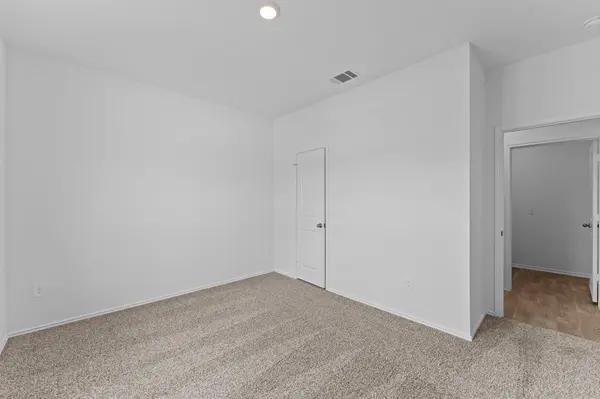 12200 Silverton Tree BND, Mustang Ridge, TX 78610