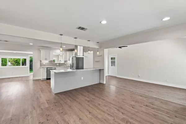 6706 Isabelle DR, Austin, TX 78752