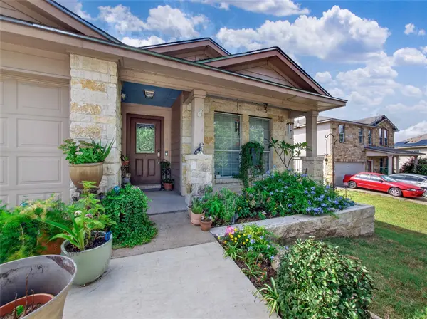 427 Buckingham DR, Kyle, TX 78640