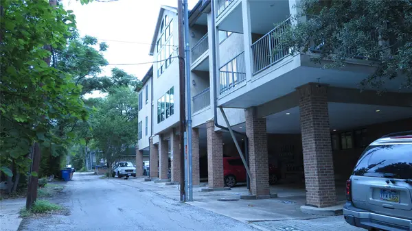 1910 Robbins Place PL #202, Austin, TX 78705