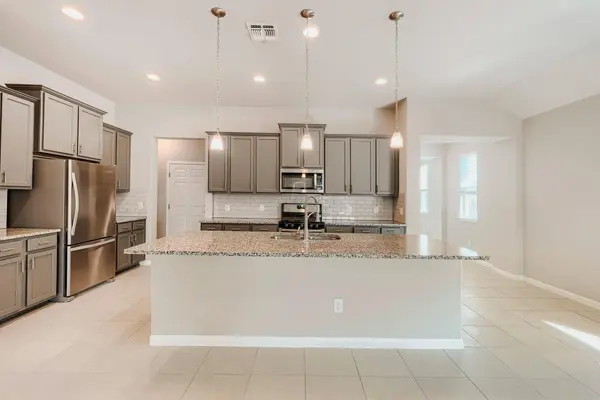 170 Silver Glen DR, Kyle, TX 78640