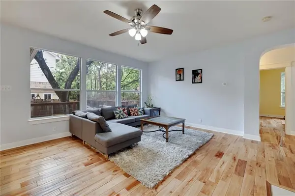 610 Palo Alto LN, Cedar Park, TX 78613