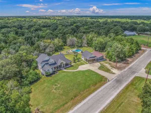 442 Shady Creek DR, Bryan, TX 77808
