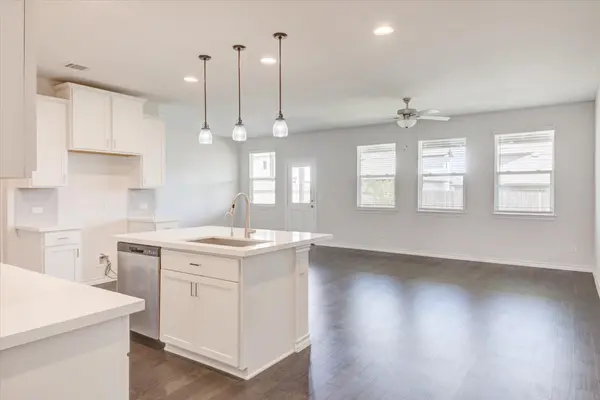144 Andesite TRL, Liberty Hill, TX 78642