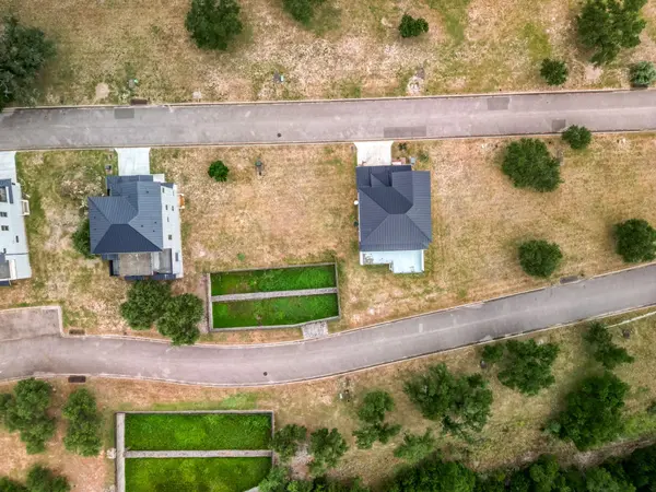 2433 Bruin DR #53, Spicewood, TX 78669
