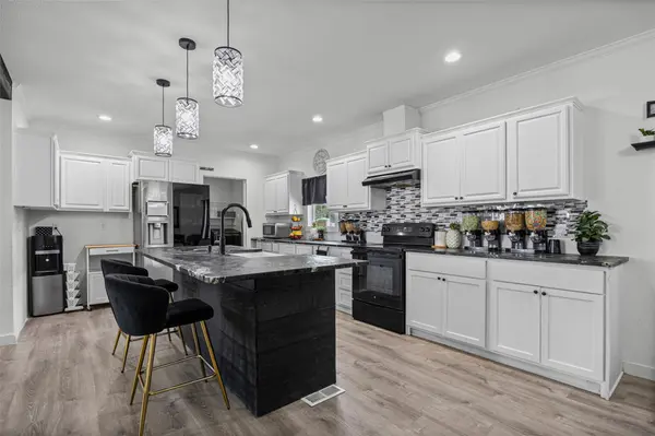 120 Mimosa RD, Dale, TX 78616