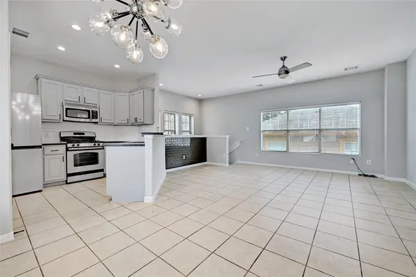 2909 Saville LOOP #10c, Austin, TX 78741