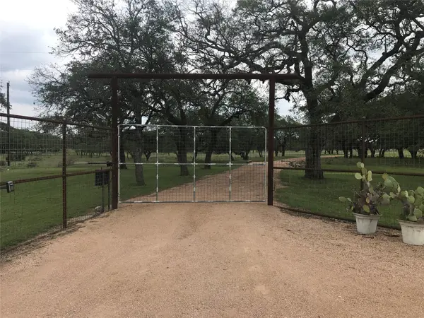 4239 County Road 336, Bertram, TX 78605