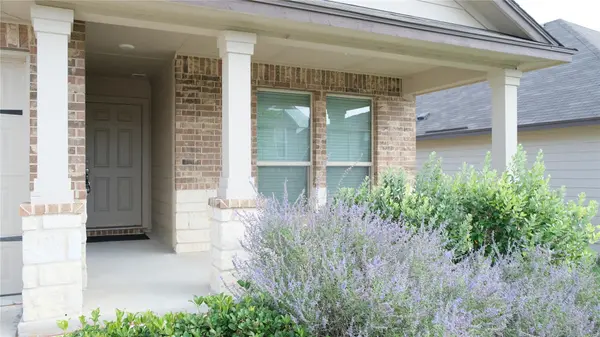 109 Gunther WAY, Taylor, TX 76574