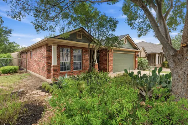 1701 McClannahan DR, Austin, TX 78748