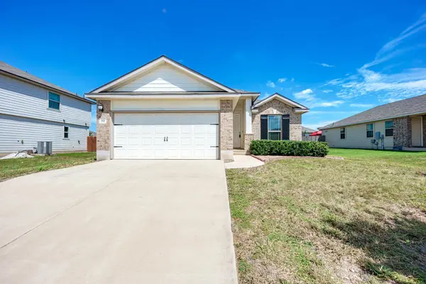 209 Forest Moon LN, Kyle, TX 78640