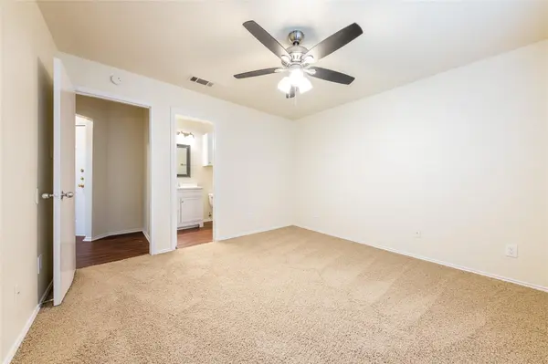 1304 Danbury Square SQ #A, Austin, TX 78723