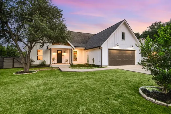 411 Whitetail DR, Manchaca, TX 78652