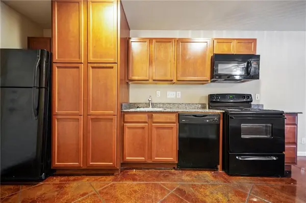 301 W 38th ST #106, Austin, TX 78705