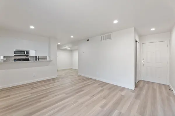 3819 Southway DR ##105, Austin, TX 78704