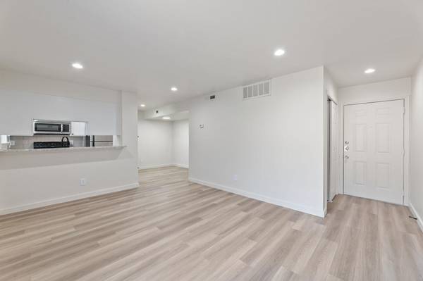 3819 Southway DR ##105, Austin, TX 78704