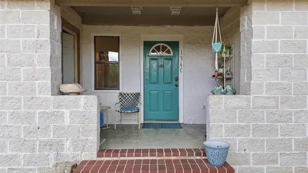 136 Pine Hill LOOP #C, Bastrop, TX 78602