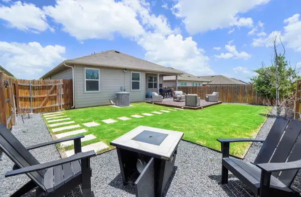 217 Evergreen Sumac LOOP, Kyle, TX 78640