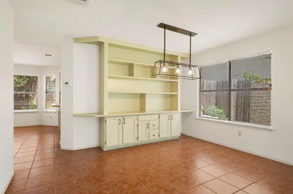 1901 Lobelia DR, Cedar Park, TX 78613