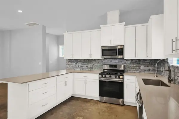 6902 Carver Ave #A, Austin, TX 78752