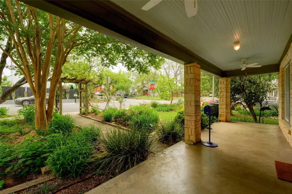 1610 Eva ST, Austin, TX 78704
