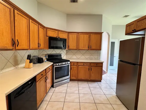 657 Columbine Ave, Cedar Park, TX 78613