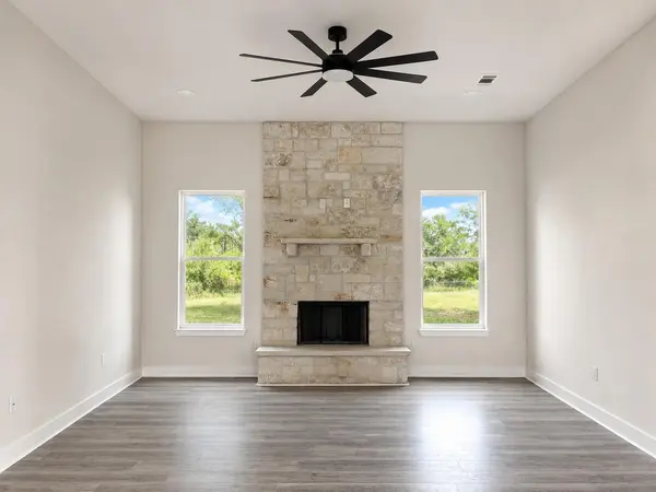 316 Sweet Grass, Horseshoe Bay, TX 78657