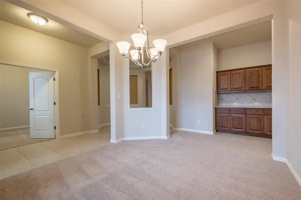 165 Lady Bird LN, Georgetown, TX 78628