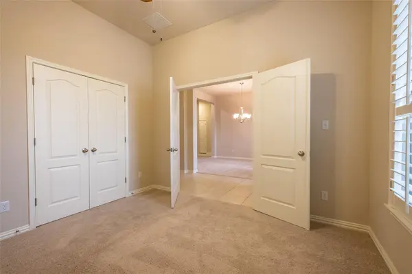 165 Lady Bird LN, Georgetown, TX 78628