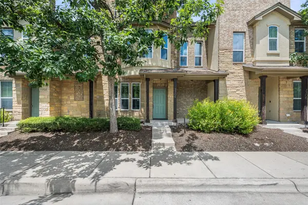 7704 Easy Wind DR, Austin, TX 78757