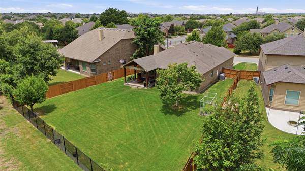 2705 San Milan PASS, Round Rock, TX 78665