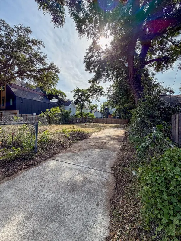 802 Maude ST, Austin, TX 78702